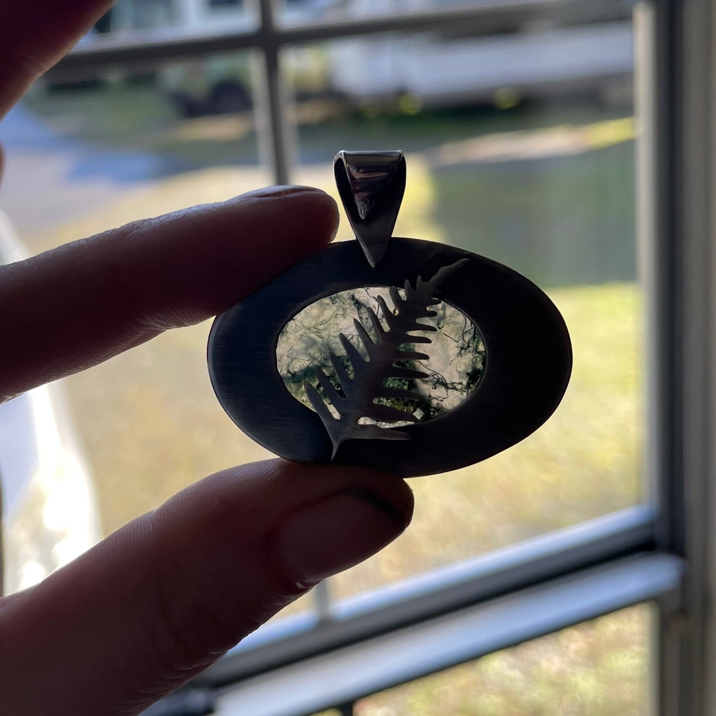 Classic Moss Agate Fern Pendent (Reversible)