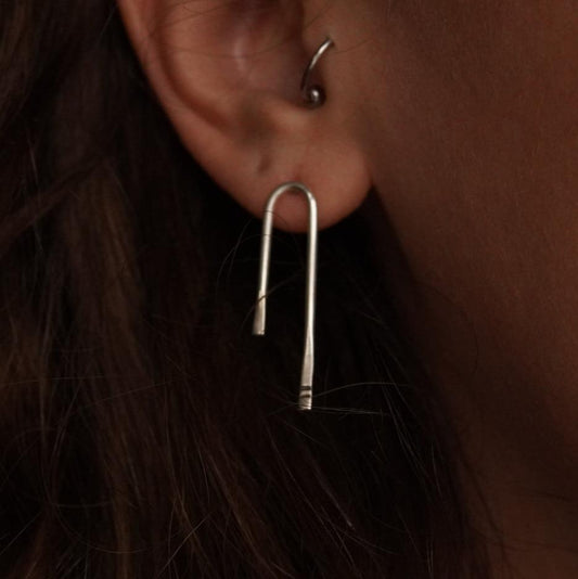 Dichotomy Studs