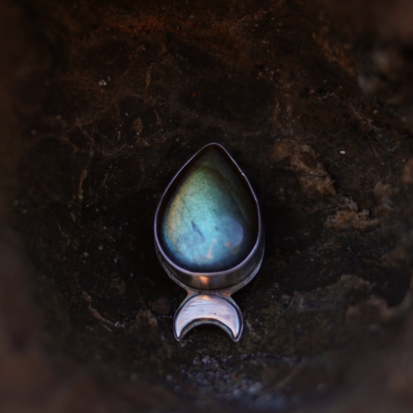 Blue Moon Tide Ring (Finish to your size)